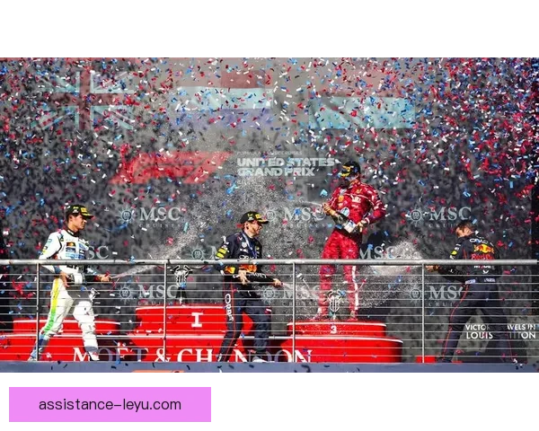 F1赛季精彩回顾：红牛队再次夺冠 维斯塔潘强势卫冕